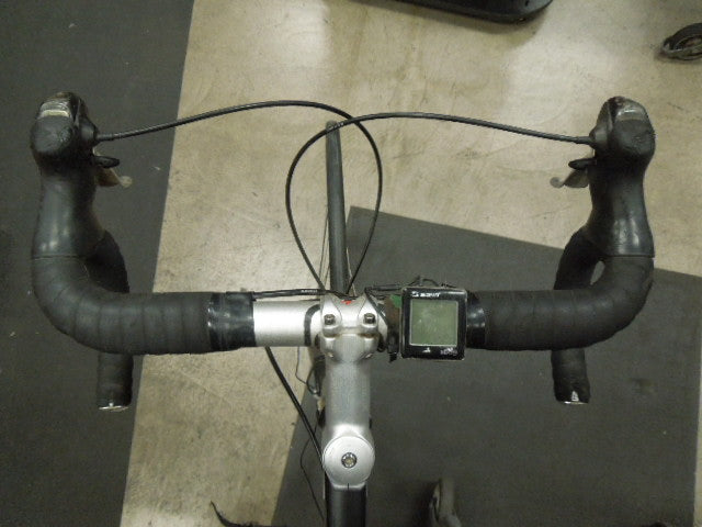 Load image into Gallery viewer, Used Specialized Secteur Sport Compact Endurance Bike 20" Frame 26" Wheels
