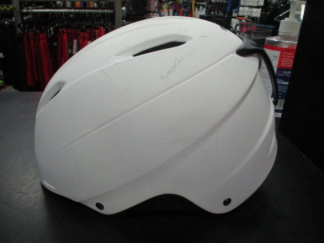 Load image into Gallery viewer, Used Giro Tilt Youth Medium/Large Snow Helmet
