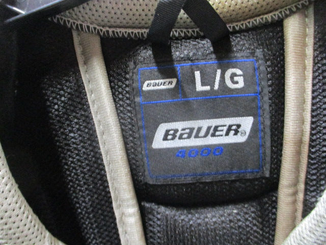 Load image into Gallery viewer, Used Bauer SP4000 Shoulder Pads Adult Size Large - missing velcro
