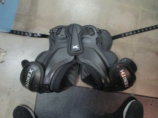 Used Xenith Velocity 2 Adult Large 18"-20" Football Shoulder Pads