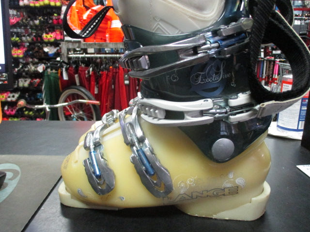 Load image into Gallery viewer, Used Lange Exclusive Size 23.5 Ski Boots
