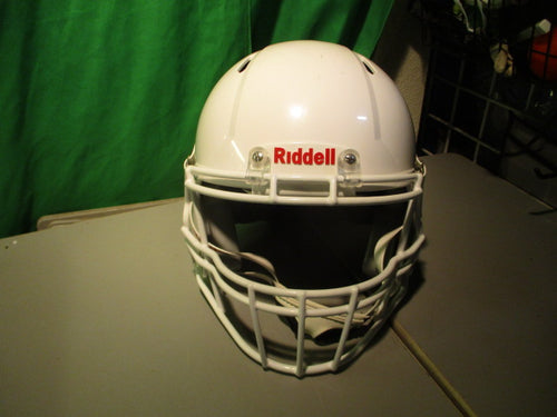 Used Riddell 2023 Victor S/M Football Helmet (Jawpads Behind Counter)