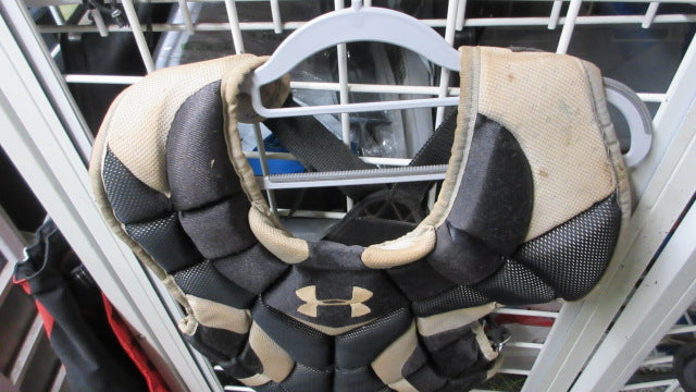Load image into Gallery viewer, Used Under Armour Senior Chest Protector - 15.5&quot;
