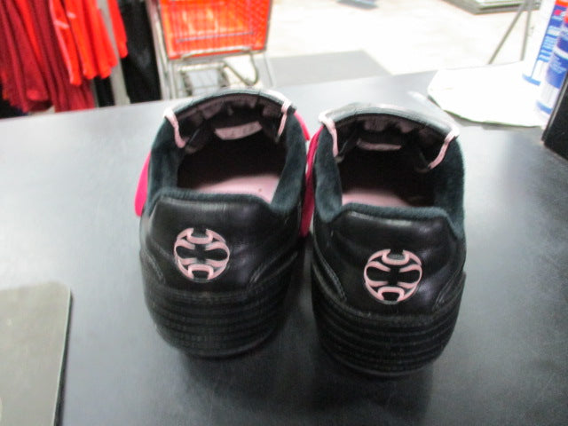 Load image into Gallery viewer, Used Adidas Soccer Cleats Size 5.5
