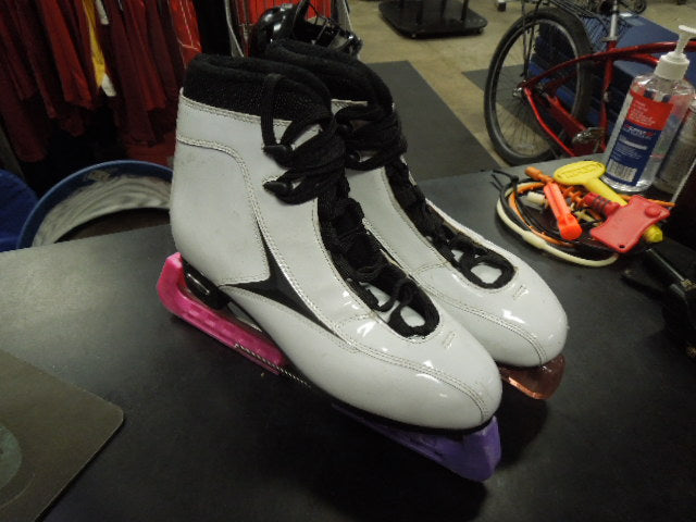 Load image into Gallery viewer, Used Lake Placid Figure Skates On Imperial Elite Blades Size 9

