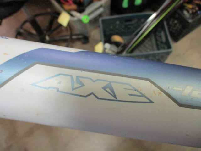Load image into Gallery viewer, Used AXE Danielle Lawrie 30&quot; -12 Fastpitch Softball Bat
