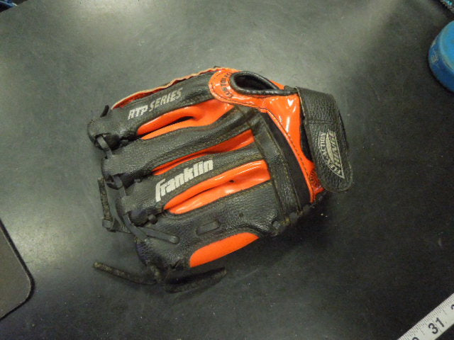 Load image into Gallery viewer, Used Franklin 9.5"  Baseball/Softball Glove Lots of Wear has Rips
