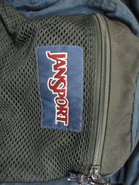 Load image into Gallery viewer, Used Jansport Bakpack
