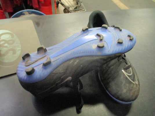 Used Nike Phantom Black Cleats Size 3.5