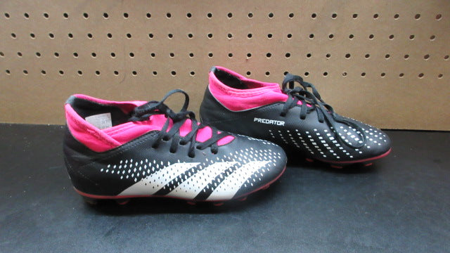 Load image into Gallery viewer, Used Adidas Predator Soccer Cleats - Size 3

