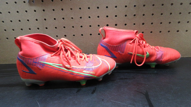 Load image into Gallery viewer, Used Nike Mercurial Superfly 8 Academy MG Soccer Cleats - Size Youth 1
