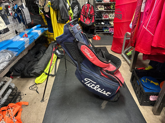 Heavy Use Titleist 4 Players Golf Stand Bag