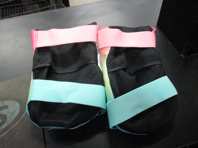 Load image into Gallery viewer, Used Triple Eight Kids Knee Pads

