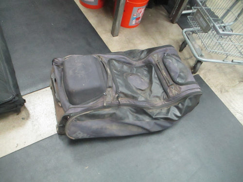 Used Bownet Commander Catchers Equipment Wheeled Bag - Has Wear