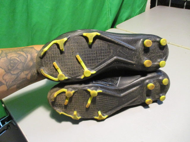 Load image into Gallery viewer, Used Nike Mercurial Air Zoom Size Youth 4 Soccer Cleats
