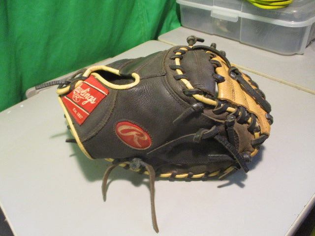 Load image into Gallery viewer, Used Rawlings Player prefered 33&quot; Catchers Glove - RHT
