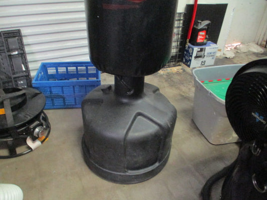 Used Century Wavemaster poweline FREE STANDING HEAVY BAG