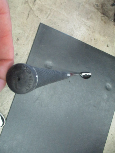 Load image into Gallery viewer, Used Taylormade M4 22 Deg 4 Hybrid - RH
