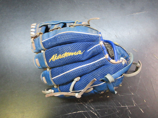 Used Akadema ARA93 Rookie Series 11" Glove - RHT