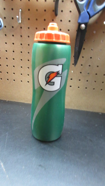 Load image into Gallery viewer, Gatorade 20oz Water Bottle
