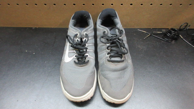 Load image into Gallery viewer, Used Nike Golf Range Jr. Golf Shoes - Youth 2

