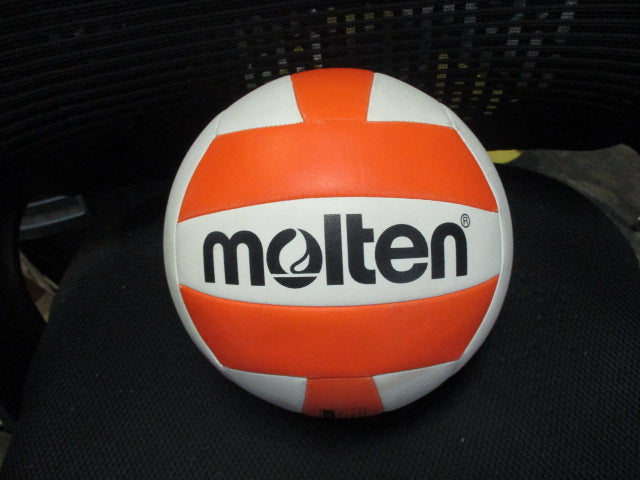 Load image into Gallery viewer, Used Molten Recreational Volleyball
