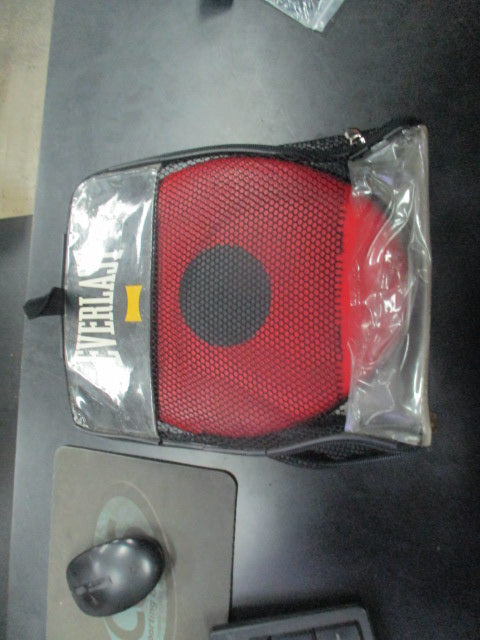 Load image into Gallery viewer, Used Everlast 4316 Everhide Punch Mitts
