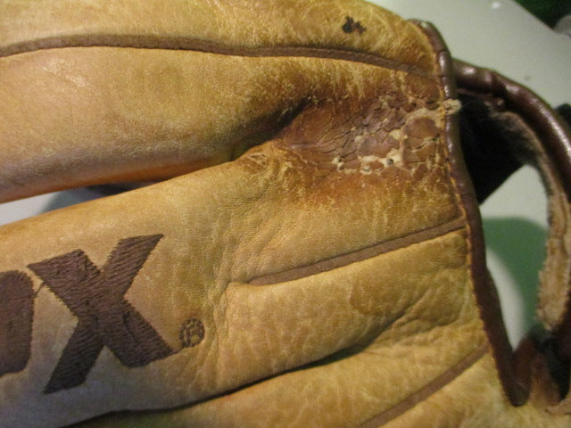 Load image into Gallery viewer, Used Lousville TPX  Hoss Series 11.5&quot; Glove
