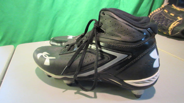 Load image into Gallery viewer, Used Under Armour Saber D Mens 8.5 Football Cleats
