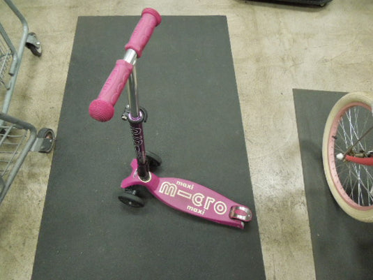 Used Micro Maxi Fold Up Scooter in Purple