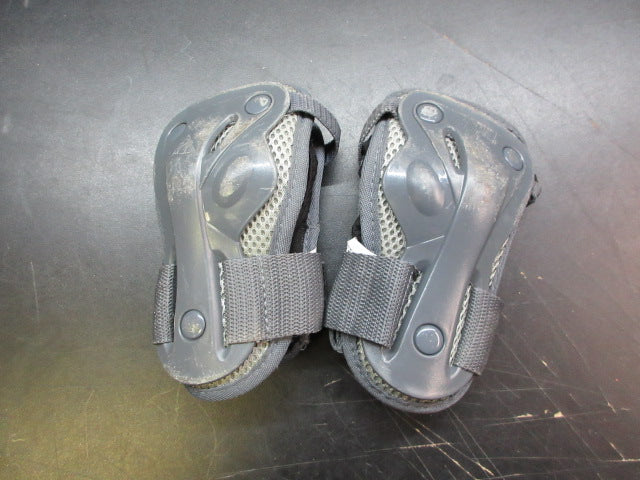 Load image into Gallery viewer, Used K2 Alexis Skating Wrist Guards - Size Medium
