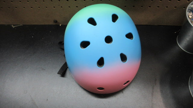 Load image into Gallery viewer, Used Bicycle Helmet - Size Medium

