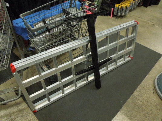 Like New 500lb Capacity Aluminum Frame Tow Hitch Cargo Rack 40