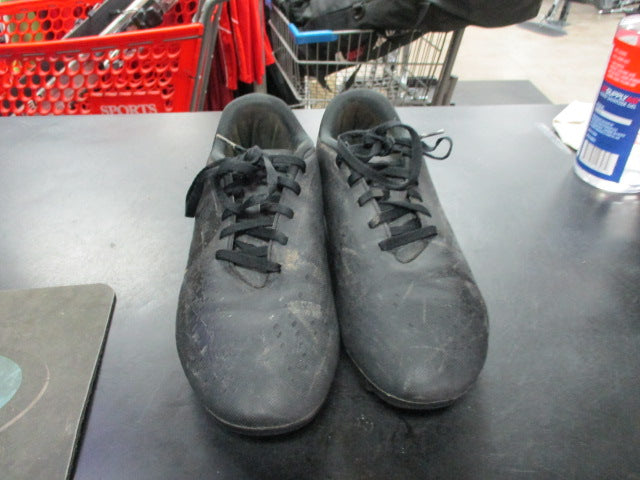 Load image into Gallery viewer, Used Adidas Predator Size 8 Soccer Cleats

