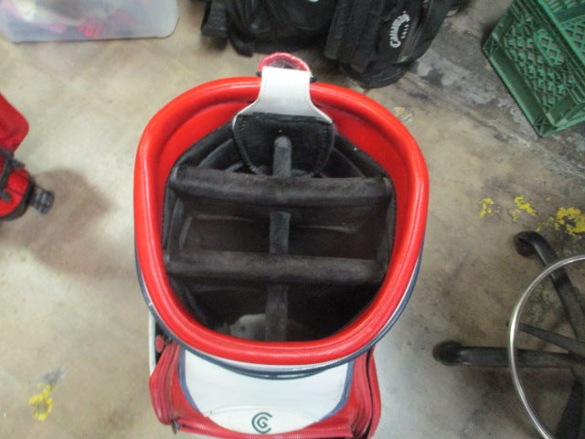 Load image into Gallery viewer, Used Clevland Golf Toby Baldwin Staff bag Red/White Golf Bag
