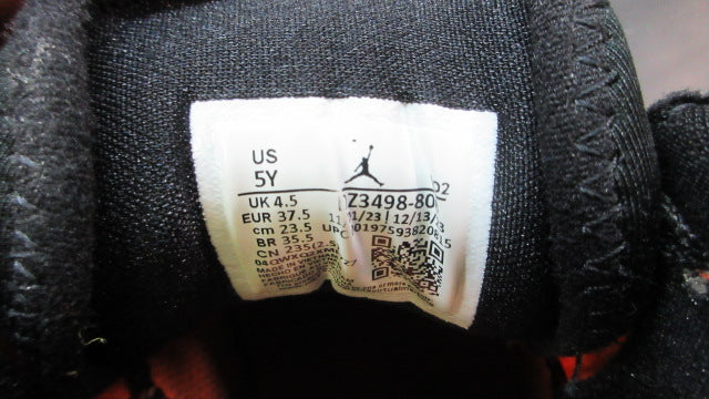 Load image into Gallery viewer, Used Nike Jordan Luka 2 Basketball Shoes - Size Youth 5
