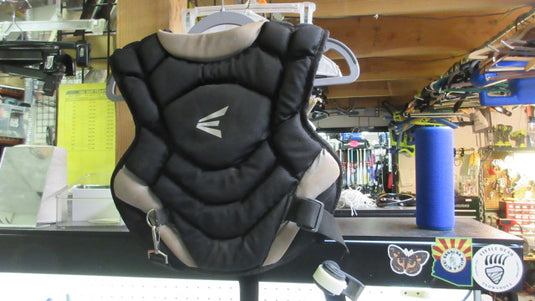 Used Easton Black Magic 2.0 Catchers Chest Protector - Youth