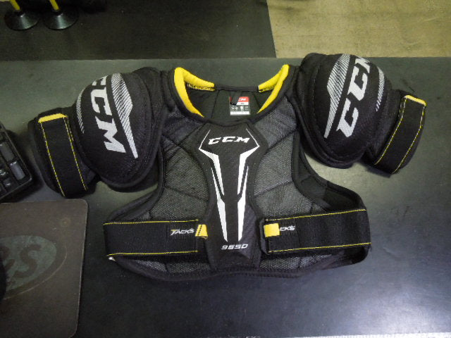 Load image into Gallery viewer, Used CCM Tacks 9550 Jr Chest Protector Size Large
