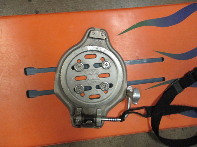 Load image into Gallery viewer, Used REV Directional 148Cm Snowboard W K2 Clicker bindings
