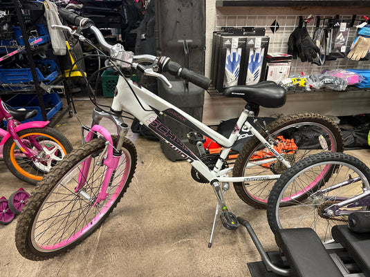 Used Schwinn Cascade 21 Speed Ladies Mountain Bike