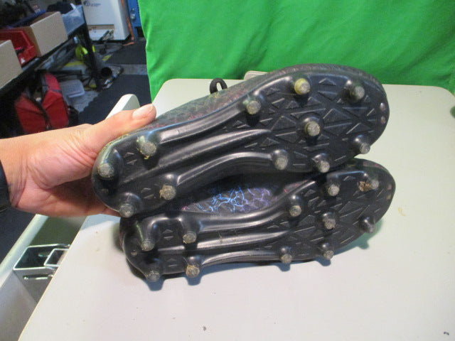 Load image into Gallery viewer, Used Vizari Zodiac Firm Ground Size Youth 3 Soccer Cleats
