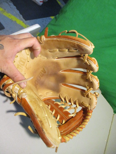 Used Wilson A2000 1789 Glove - LHT