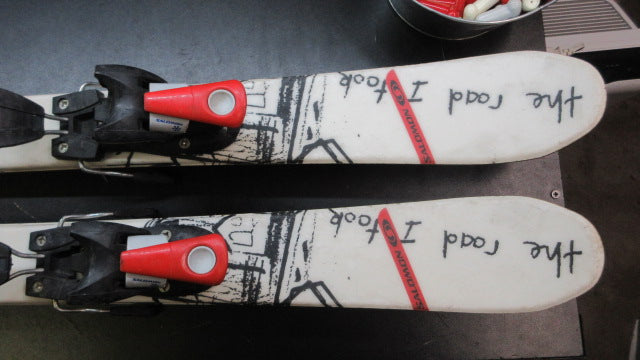 Load image into Gallery viewer, Used Salomon Teneighty Thruster Skis 2007 121cm
