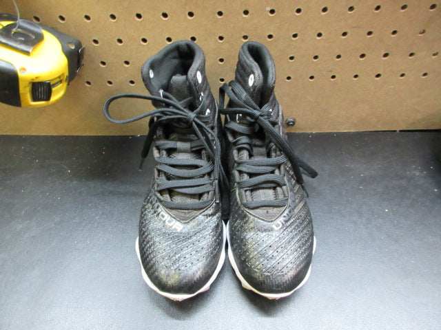 Load image into Gallery viewer, Used Under Armour Men's Highlight 2 RM Football Cleats - Size Youth 1
