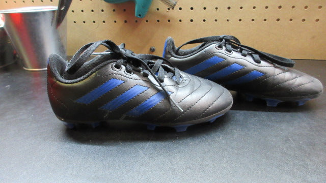 Load image into Gallery viewer, Used Adidas Soccer Cleats - Size 1
