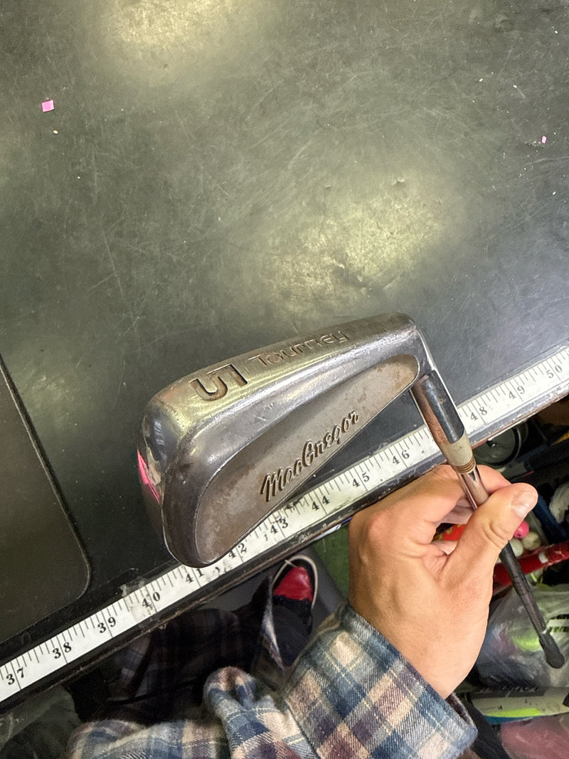 Load image into Gallery viewer, Vintage MacGregor Tourney Right Hand 5 Iron
