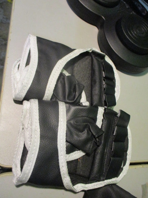 Load image into Gallery viewer, Used Training Digital Boxing Wall Target Music Bluetooth W/ Gloves
