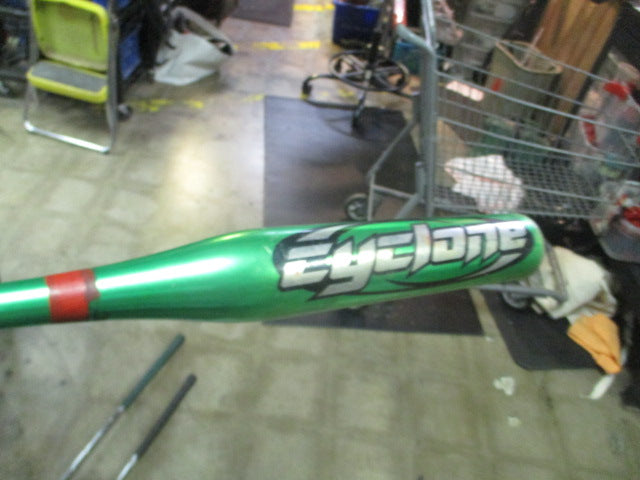 Load image into Gallery viewer, Used Easton Cyclone fastpitchsoftball bat -8 27" 19oz
