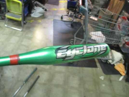 Used Easton Cyclone fastpitchsoftball bat -8 27" 19oz