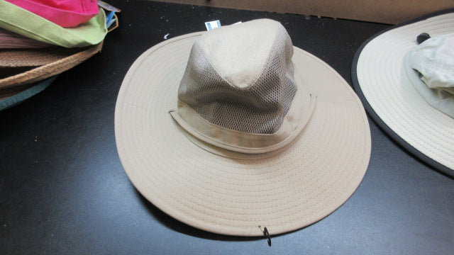Load image into Gallery viewer, DPC Sun Hat - Size Medium
